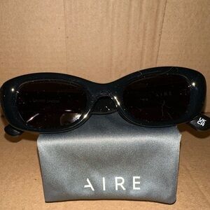 AIRE Calisto Black Sunglasses